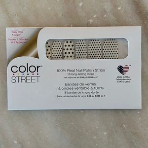4/$15 | Polka Dot-Com | Color Street nail strips